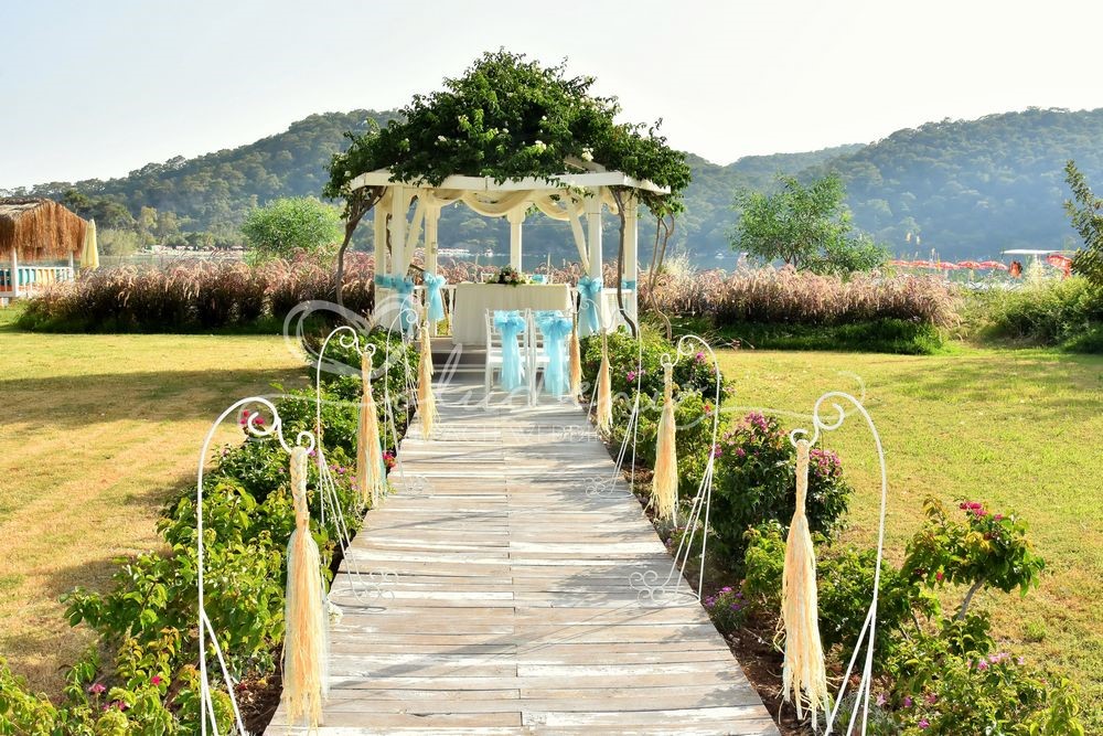 Sugar Beach Gardens Weddings